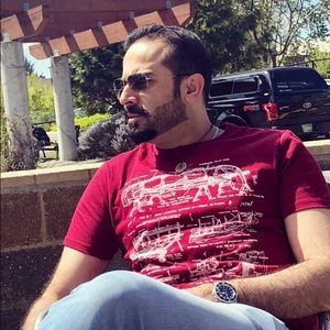 Meet your Posher, Babar